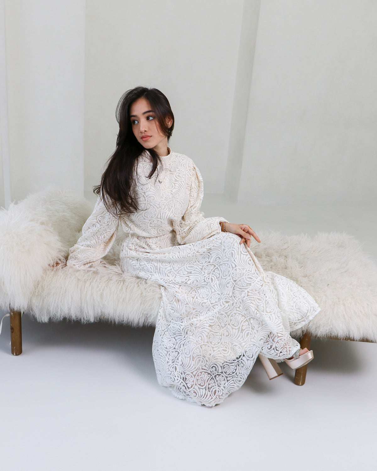 Samaya Lace Maxi Dress